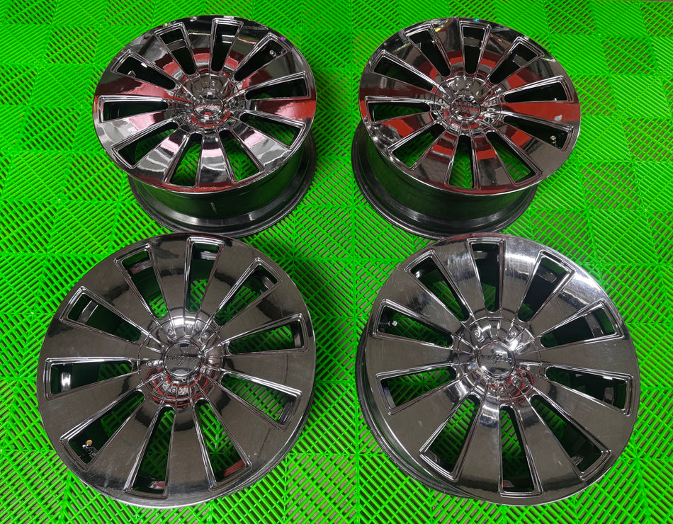 Fabulous Genesis 18” 8J +30/+40 5x114.3