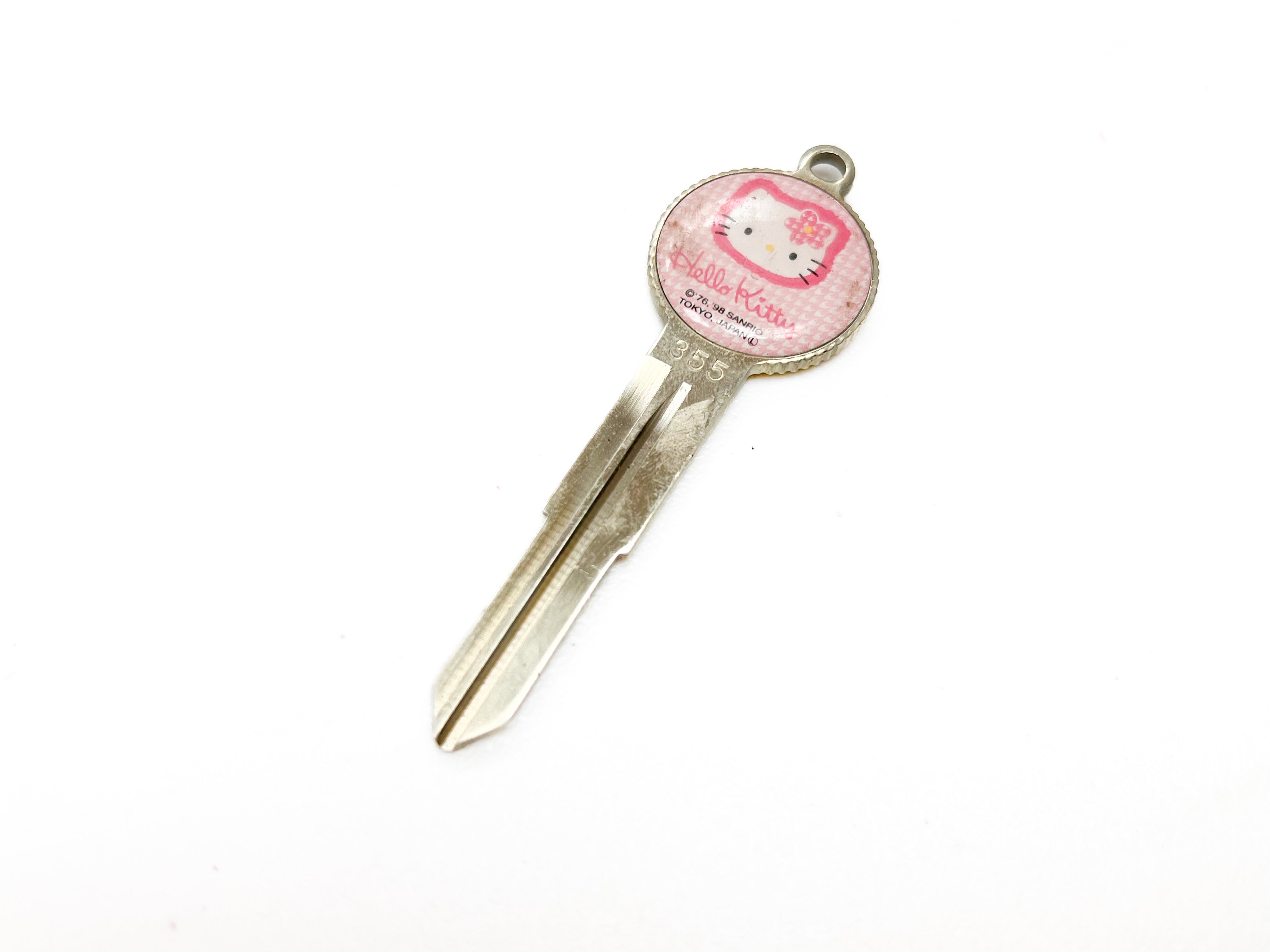 KK　KEY×キティ Hello Kitty Royal Clover Key (Different options available