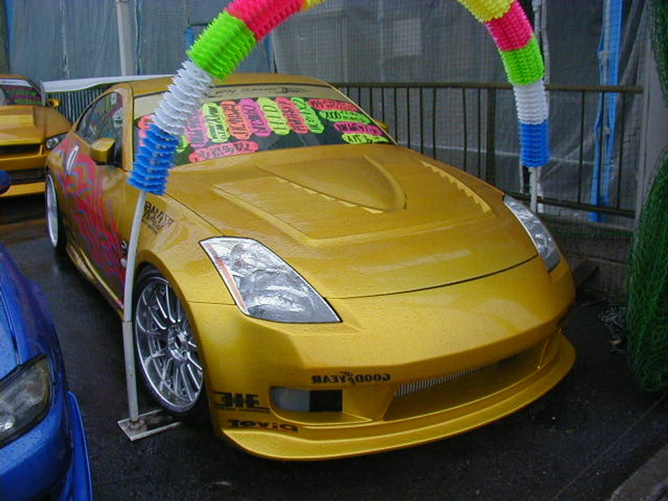 BN Sports - Hood - 350Z Z33