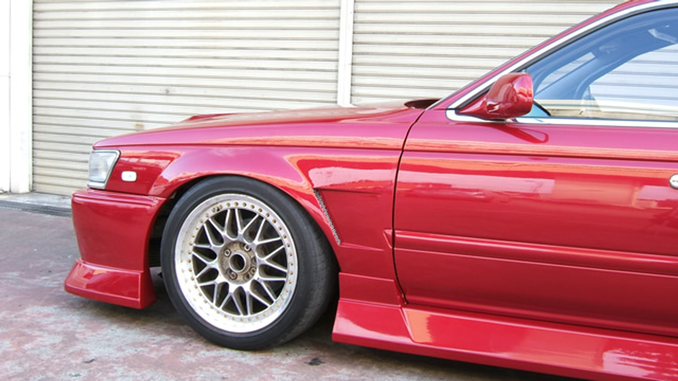 Car Modify Wonder - 30mm Front Fenders - C33 Laurel